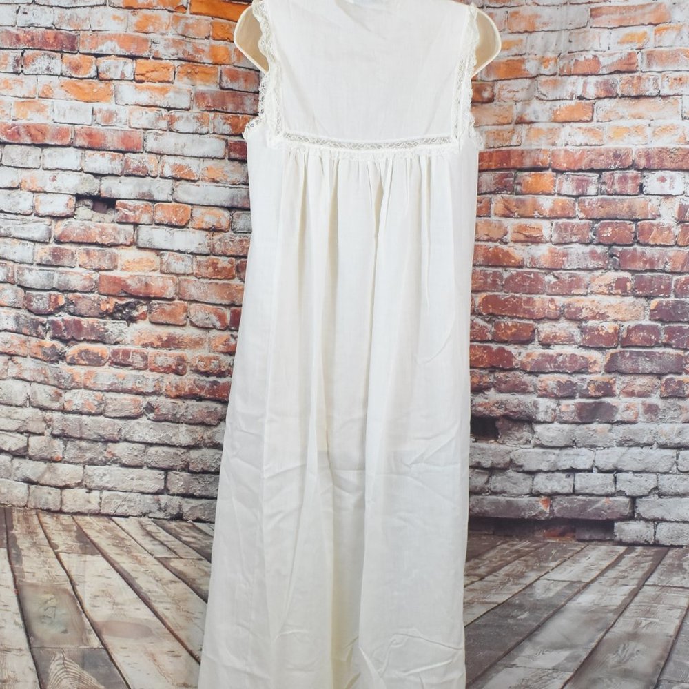 Christian Dior Small Nightgown Union Made NWOT Lingerie lace Prairie Vintage - Picture 12 of 12